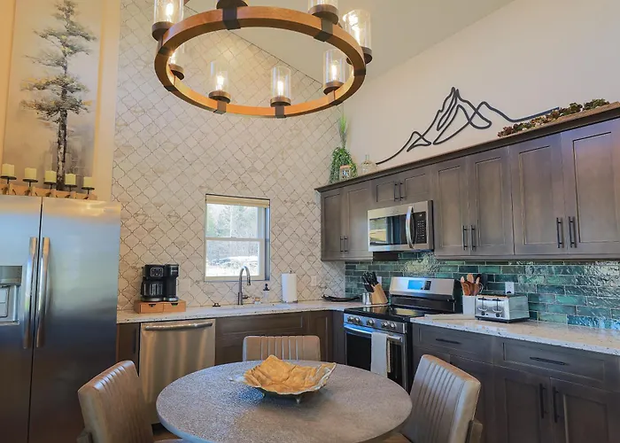 Valley View Resort Cabin #1, 1-Bed, Modern-Luxury With Hot Tub In Canaan Valley, Wv