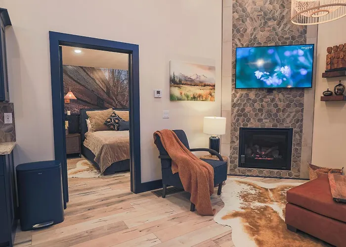 Valley View Resort Cabin #2, 1-Bed, Modern-Luxury With Hot Tub In Canaan Valley, Wv